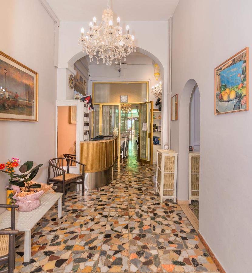 Hotel Stella Del Mare Viareggio Eksteriør billede