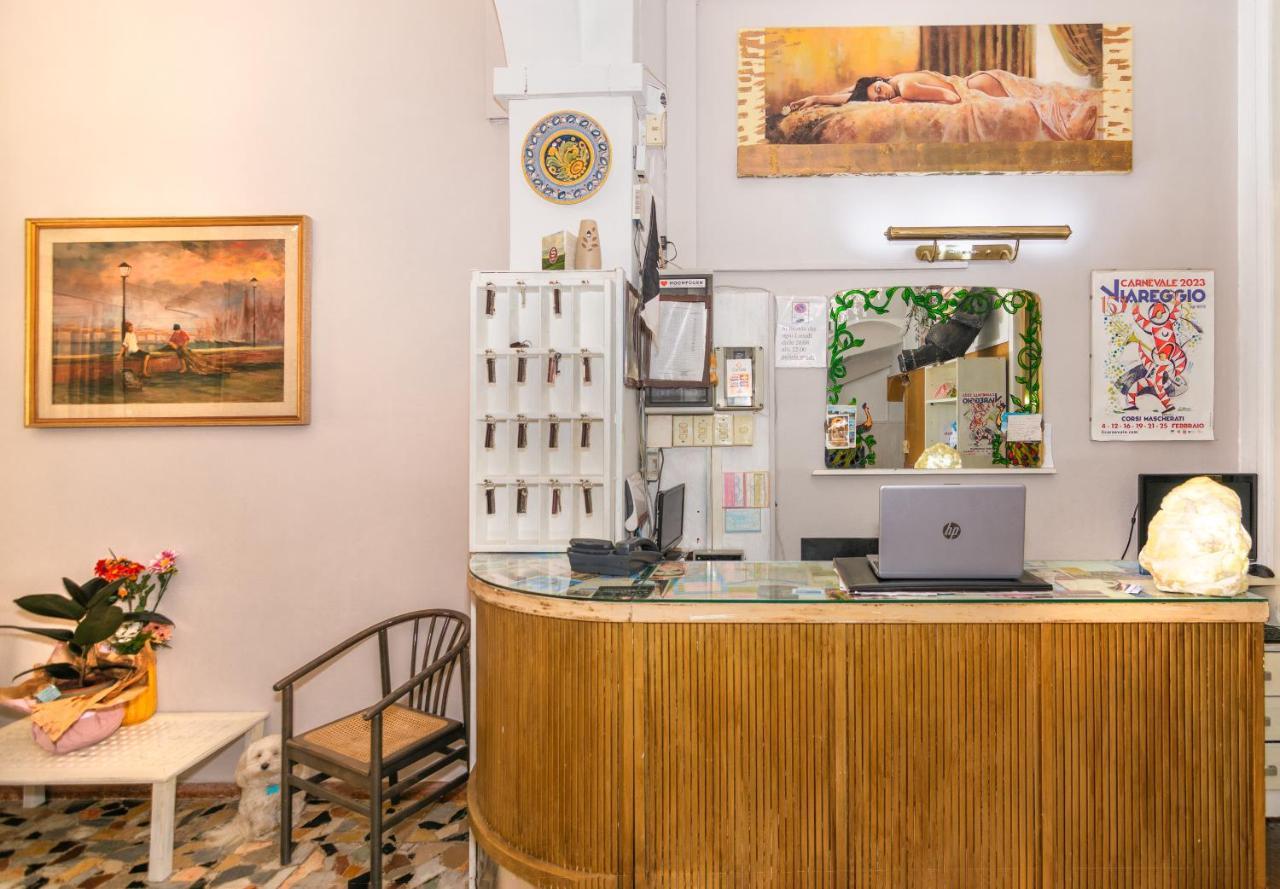 Hotel Stella Del Mare Viareggio Eksteriør billede